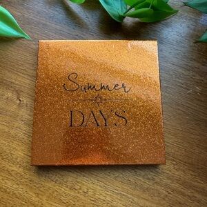 Sydney Grace Summer Days eyeshadow palette